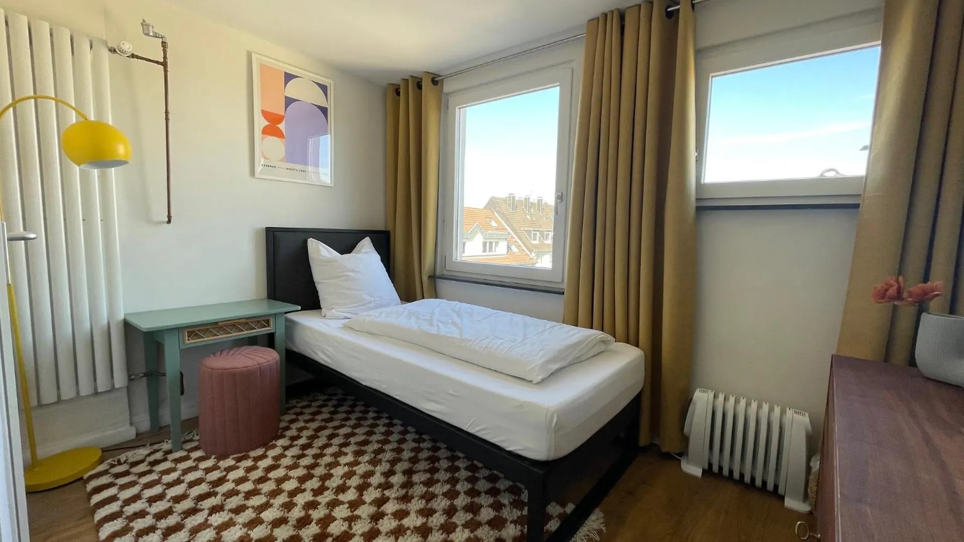 Weltempfaenger Backpacker Hostel Colonia