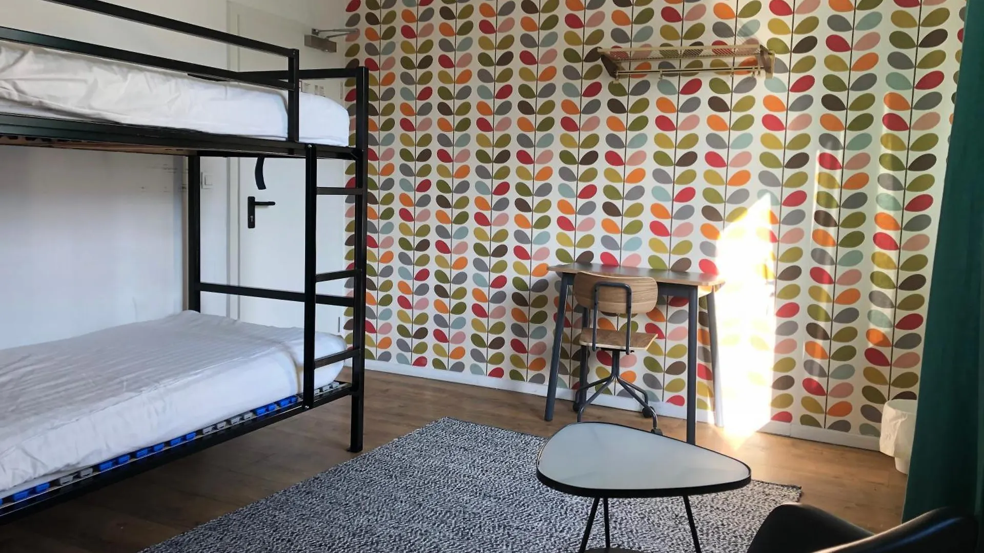 Weltempfaenger Backpacker Hostel Colonia