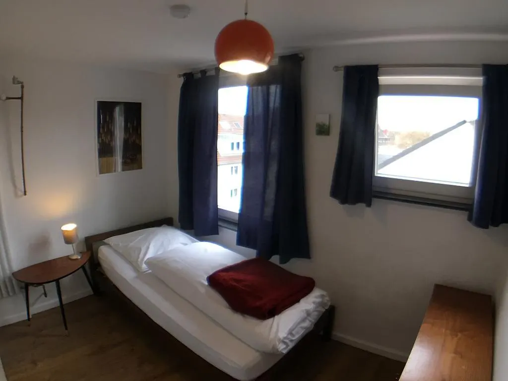 Weltempfaenger Backpacker Hostel Colonia 0*,