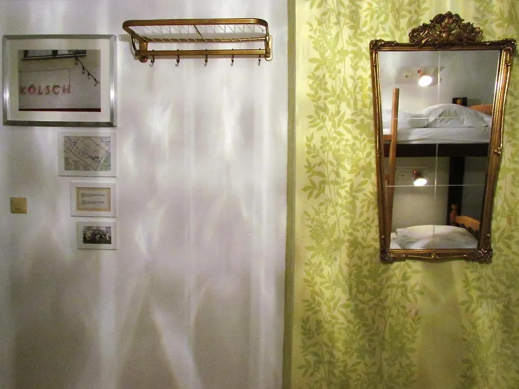 Weltempfaenger Backpacker Hostel Colonia