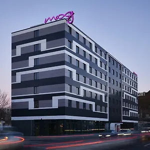 Moxy Ostbahnhof Отель Берлин
