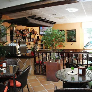 https://maria-cristina-rincon-de-la-victoria.1costadelsol.com